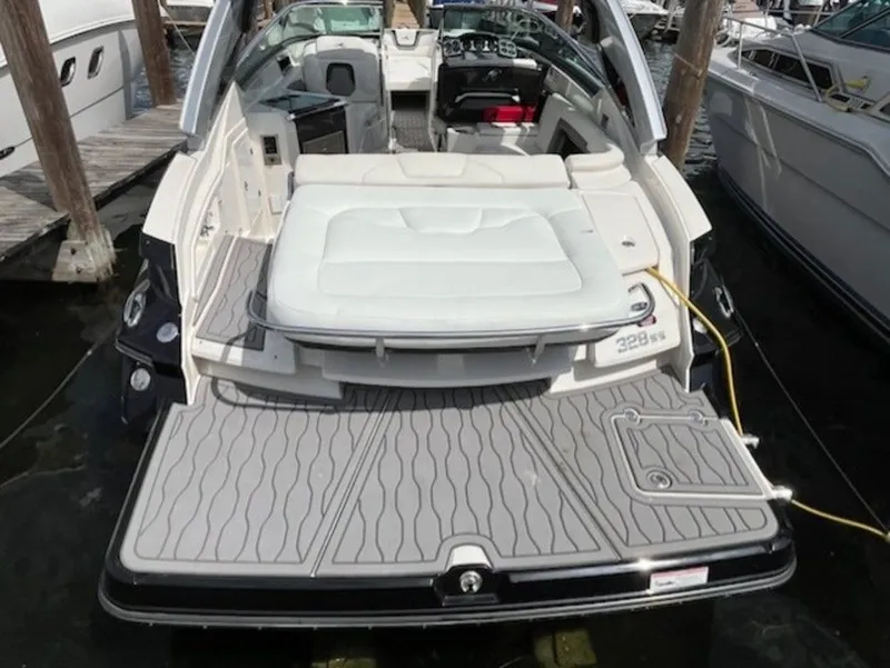 Slide: The Image of Monterey 328 SS 2011 - 25
