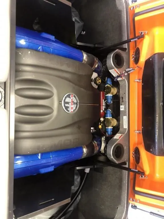 Slide: The Image of MasterCraft X22 2019 - 12