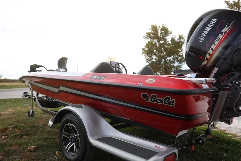 Slide: The Image of Bass Cat Bobcat 2024 - 8