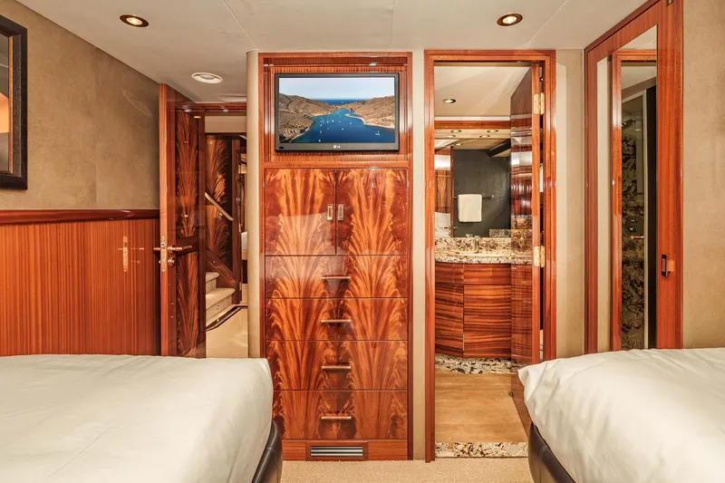 Slide: The Image of Westport Yachts Westport 112 RPH 2014 - 24