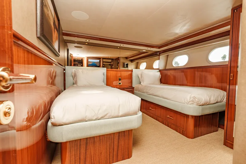 Slide: The Image of Westport Yachts Westport 112 RPH 2014 - 20