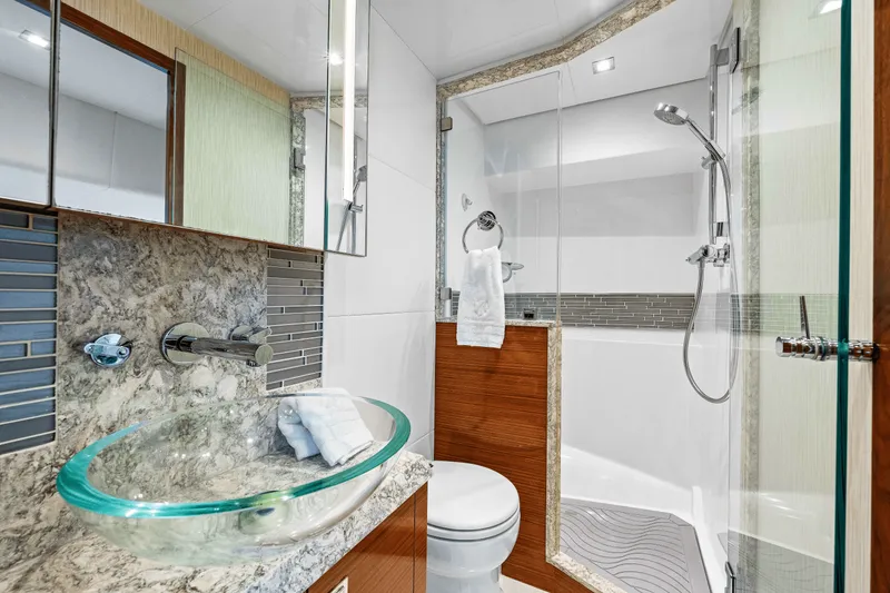 Slide: The Image of Ocean Alexander 70E 2018 - 108