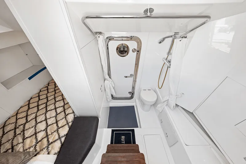 Slide: The Image of Ocean Alexander 70E 2018 - 111