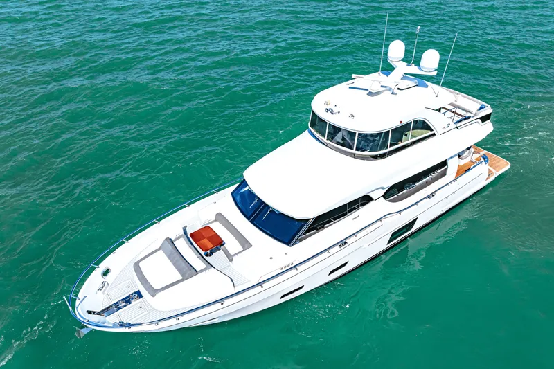 Slide: The Image of Ocean Alexander 70E 2018 - 24