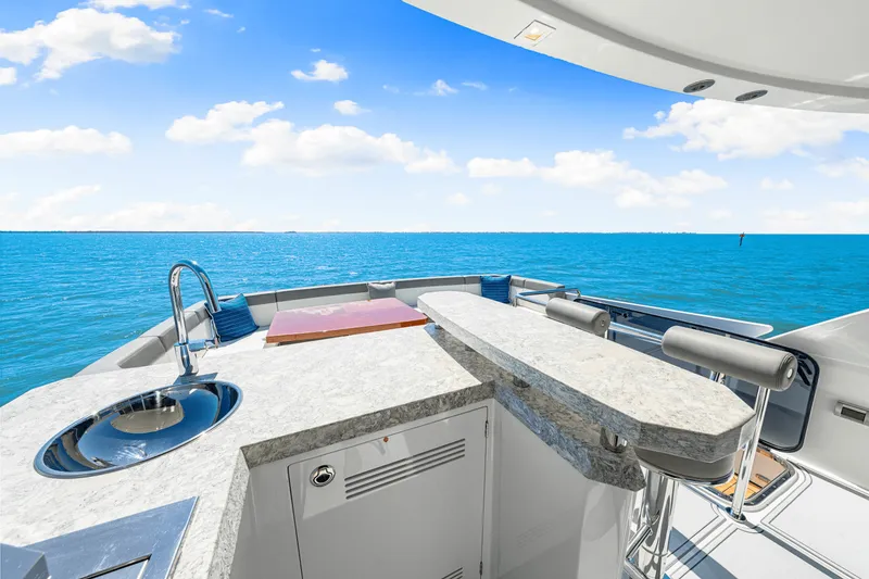 Slide: The Image of Ocean Alexander 70E 2018 - 42