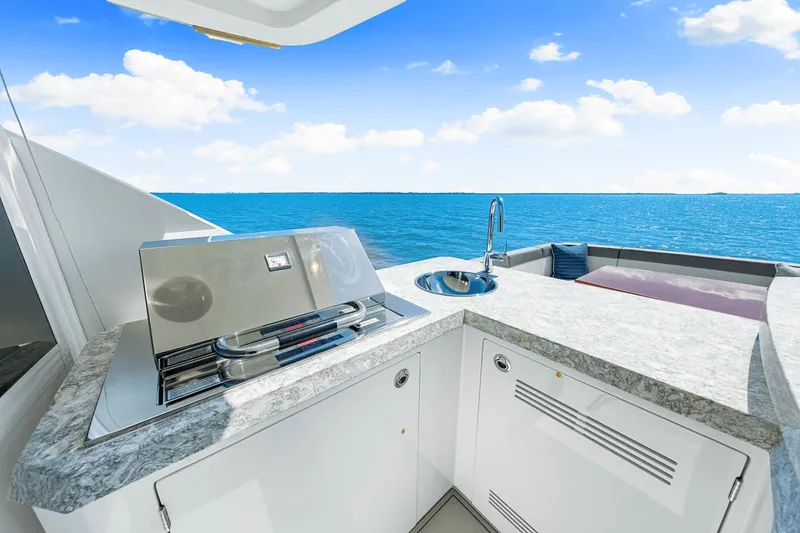 Slide: The Image of Ocean Alexander 70E 2018 - 44