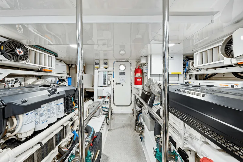 Slide: The Image of Ocean Alexander 70E 2018 - 62