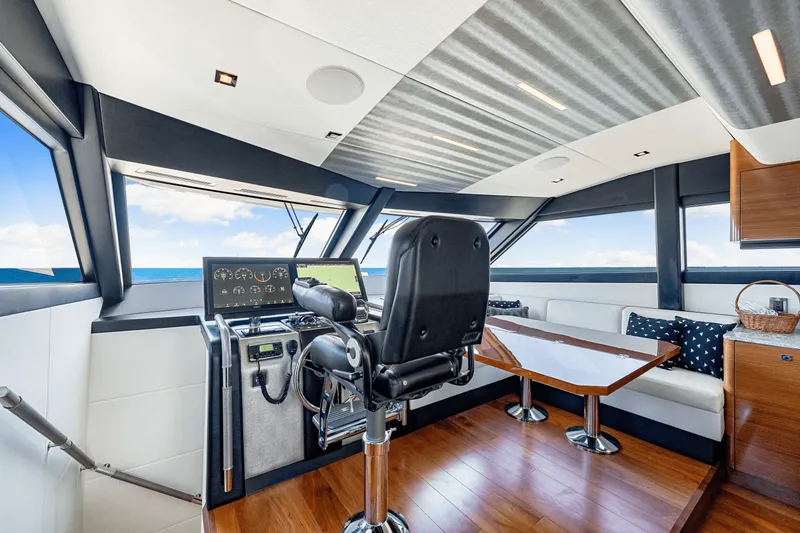 Slide: The Image of Ocean Alexander 70E 2018 - 91