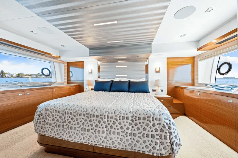 Slide: The Image of Ocean Alexander 70E 2018 - 93