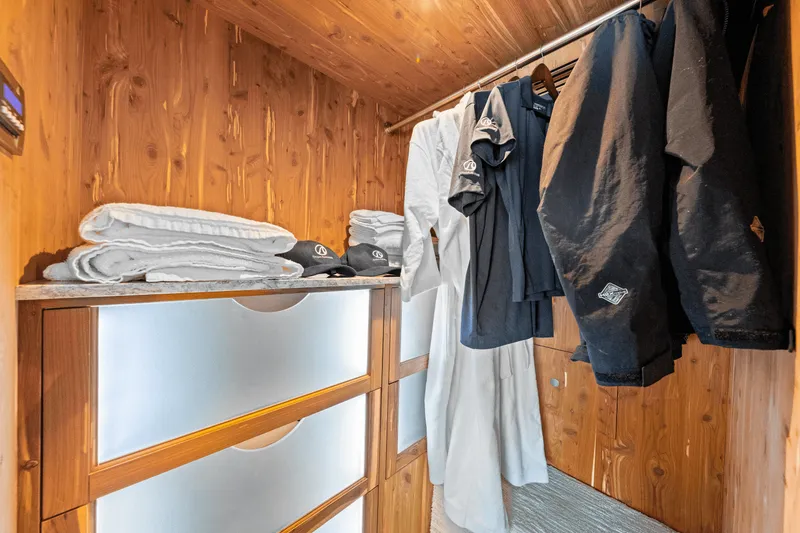 Slide: The Image of Ocean Alexander 70E 2018 - 98