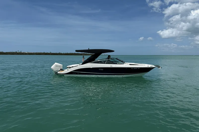 The Image of Sea Ray 260 SLX OUTBOARD 2023 - 0