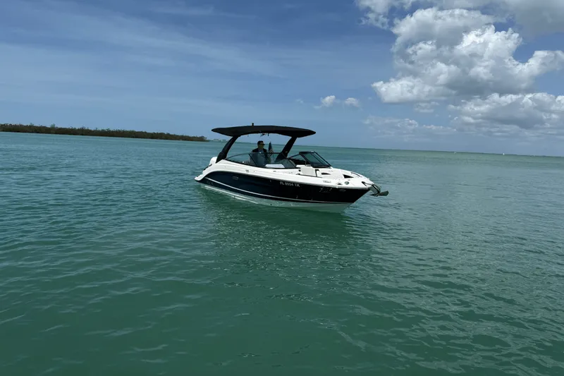 Slide: The Image of Sea Ray 260 SLX OUTBOARD 2023 - 4