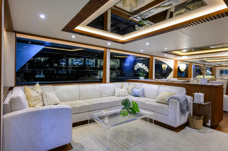 Slide: The Image of Ocean Alexander Ocean Alexander 100 2017 - 24