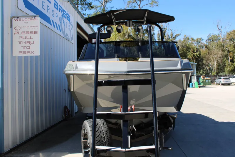 Slide: The Image of Nautique G23 2021 - 4