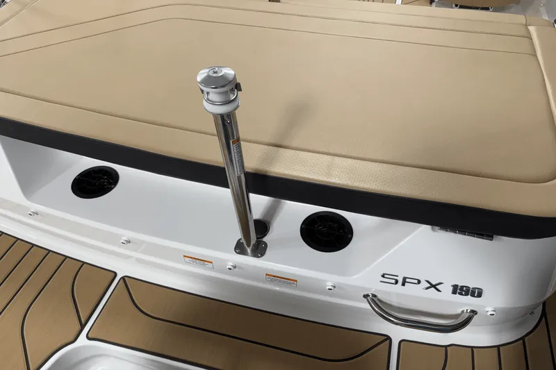 Slide: The Image of Sea Ray SPX 190 Outboard 2025 - 28