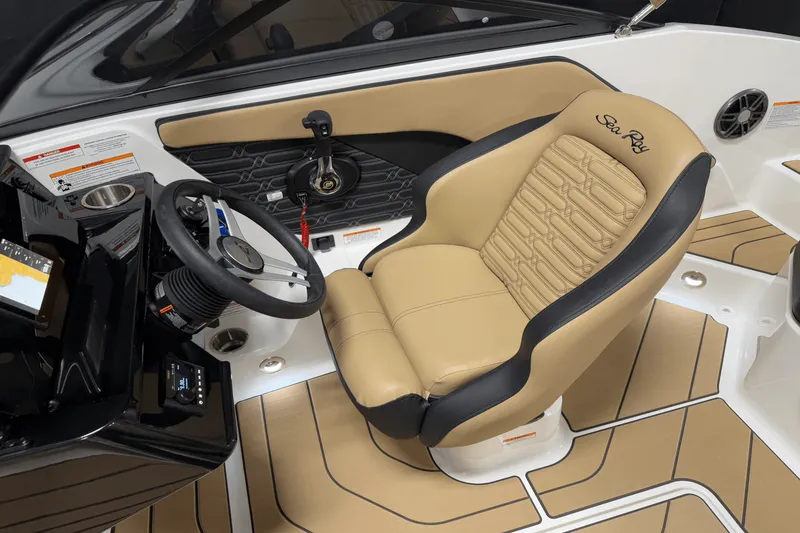 Slide: The Image of Sea Ray SPX 190 Outboard 2025 - 67