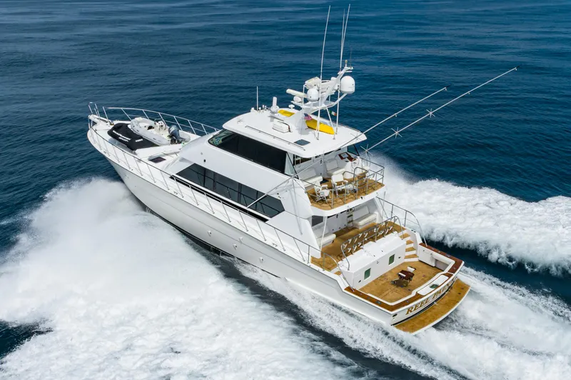 The Image of Hatteras 82 Convertible 1992 - undefined