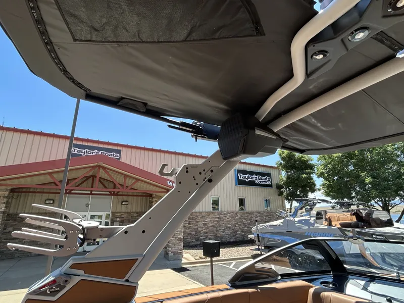 Slide: The Image of Malibu 23 LSV 2026 - 16