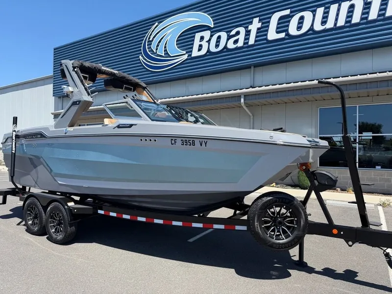 Slide: The Image of MasterCraft Xstar 23 2025 - 2