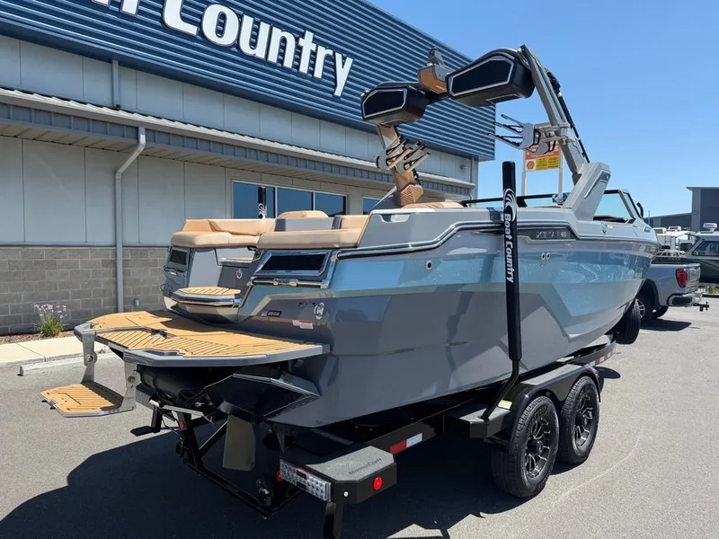 Slide: The Image of MasterCraft Xstar 23 2025 - 4