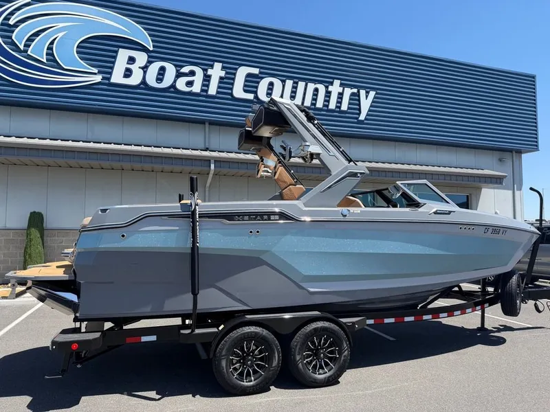 Slide: The Image of MasterCraft Xstar 23 2025 - 3