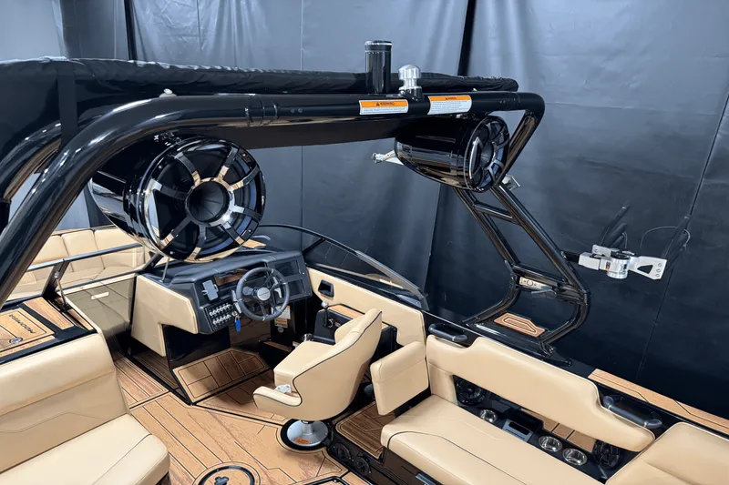 Slide: The Image of Moomba Max 2025 - 100