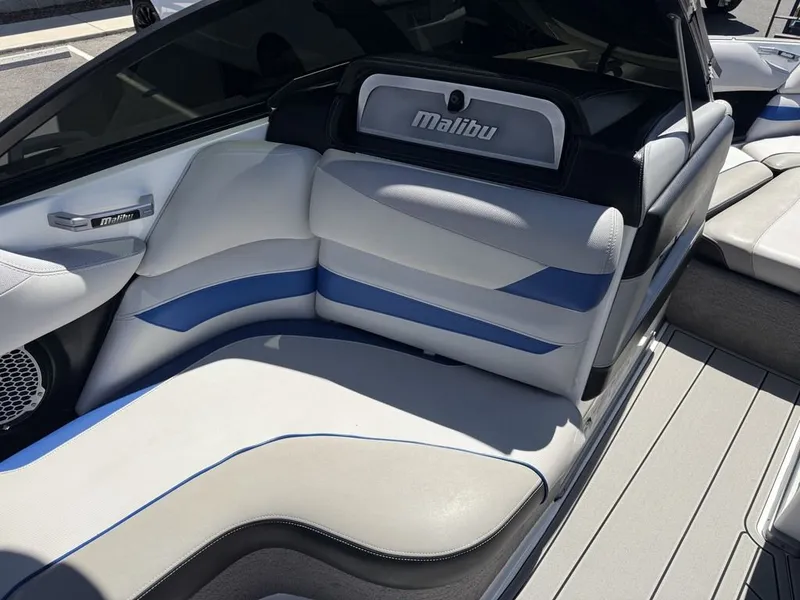 Slide: The Image of malibu Wakesetter 23 LSV 2016 - 12