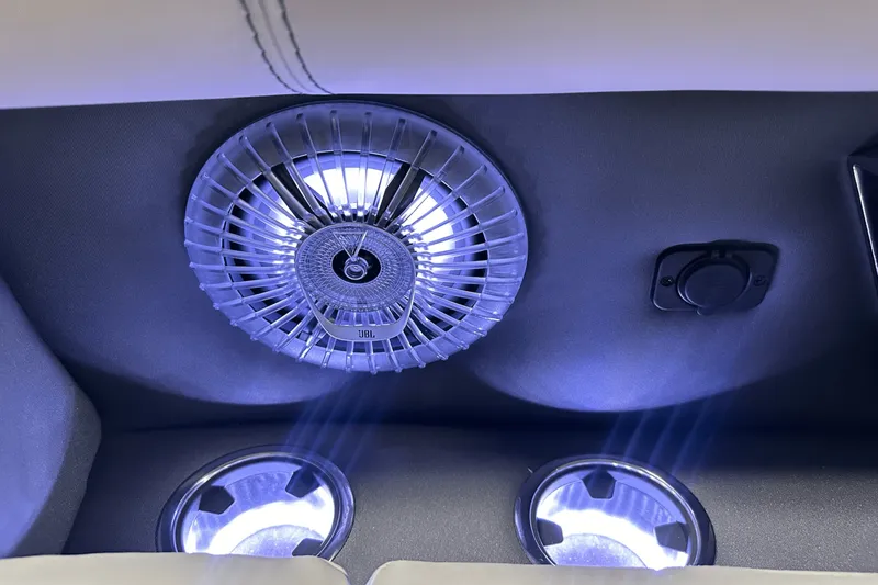 Slide: The Image of Barletta Lusso 2025 - 54