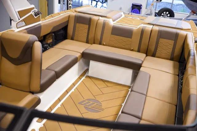 Slide: The Image of Malibu 23 LSV 2026 - 24