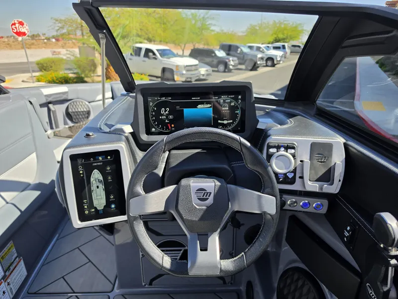 Slide: The Image of Malibu Wakesetter 26 LSV 2024 - 27