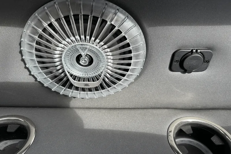 Slide: The Image of Barletta CORSA25UC 2025 - 54