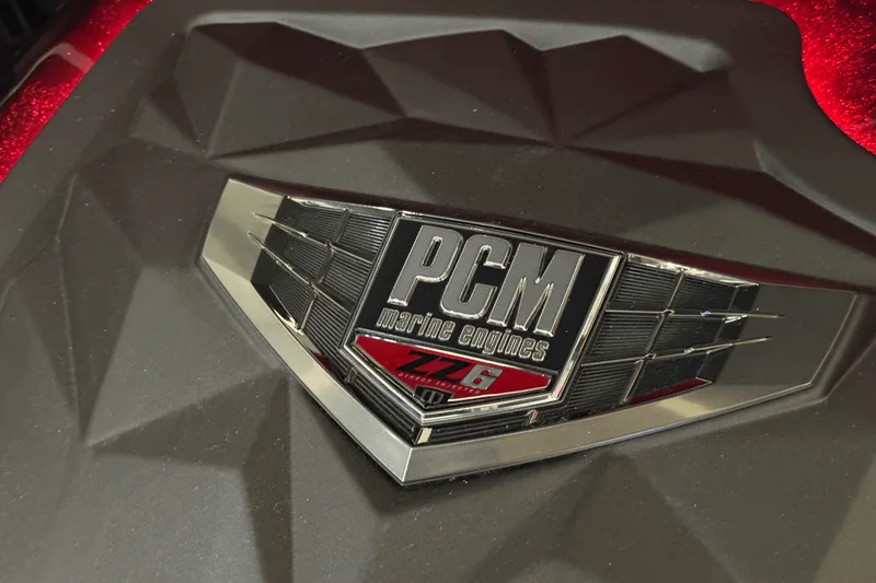 Slide: The Image of Nautique Super Air Nautique S21 2025 - 27