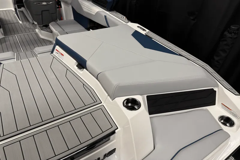 Slide: The Image of Nautique Super Air Nautique S21 2025 - 21