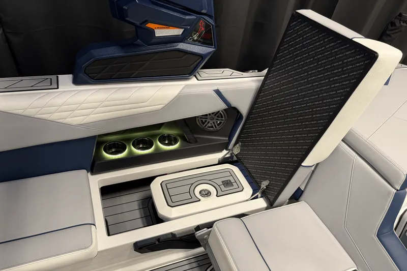 Slide: The Image of Nautique Super Air Nautique S21 2025 - 47