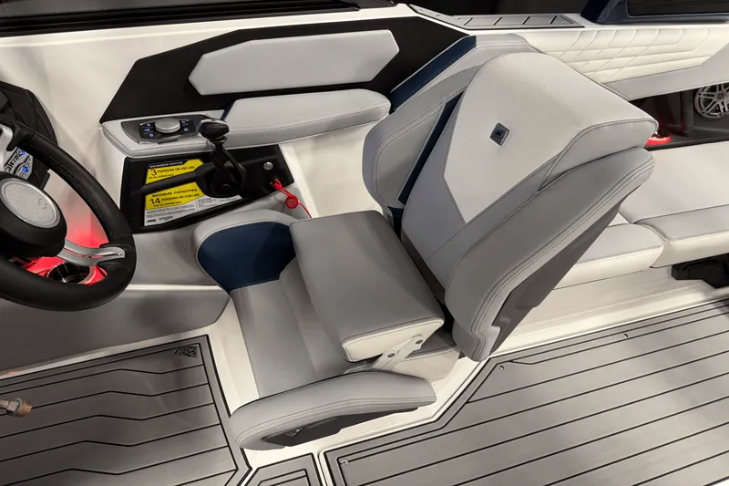 Slide: The Image of Nautique Super Air Nautique S21 2025 - 53