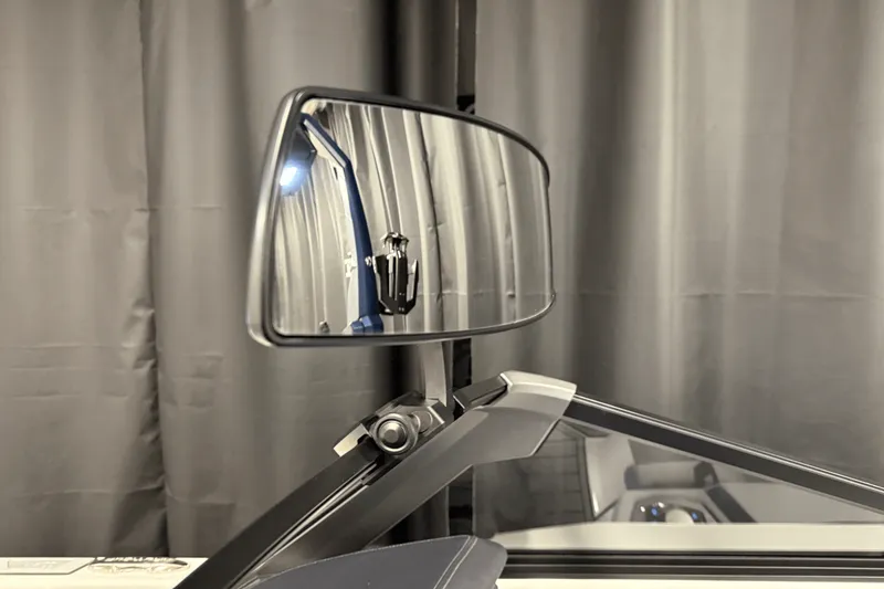 Slide: The Image of Nautique Super Air Nautique S21 2025 - 67