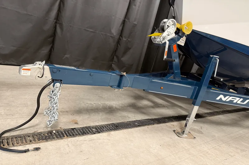 Slide: The Image of Nautique Super Air Nautique S21 2025 - 89