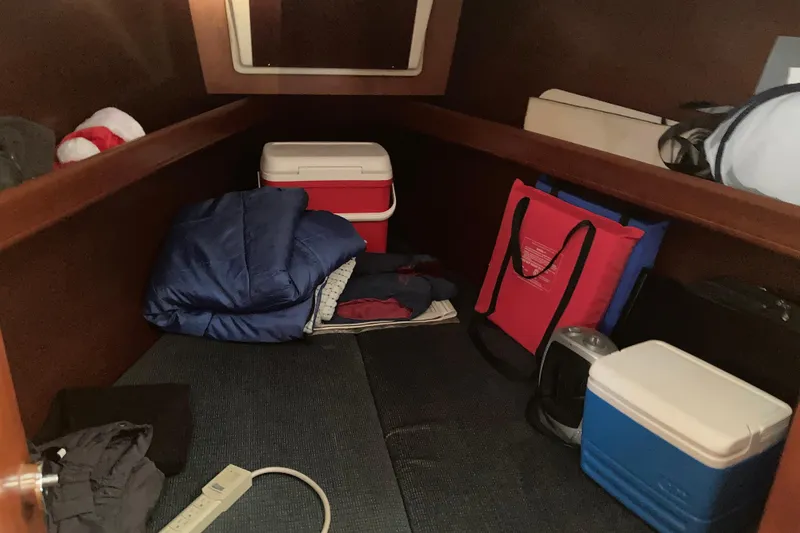Slide: The Image of Beneteau Oceanis 361 2000 - 22