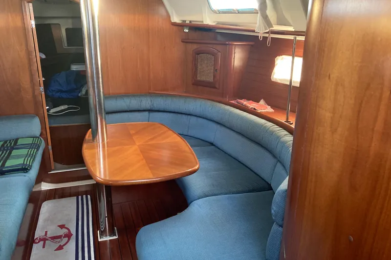 Slide: The Image of Beneteau Oceanis 361 2000 - 13