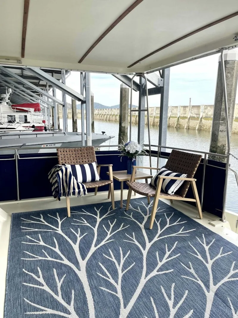 Slide: The Image of Tollycraft Cockpit Motor Yacht 1989 - 1