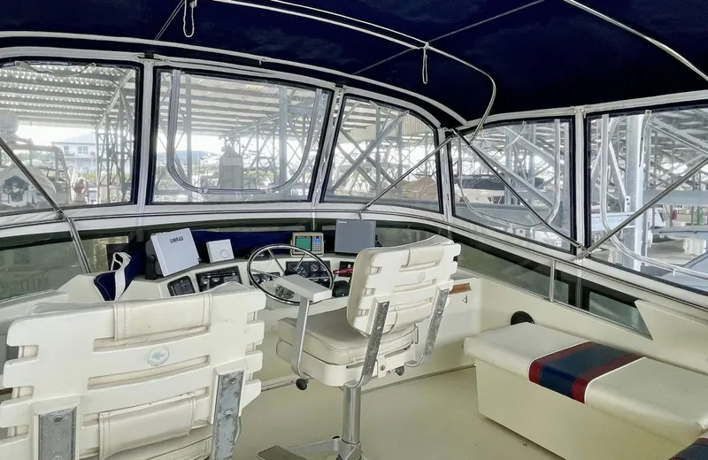 Slide: The Image of Tollycraft Cockpit Motor Yacht 1989 - 6