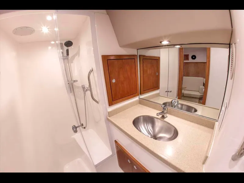 Slide: The Image of Albemarle 36 Express 2021 - 11