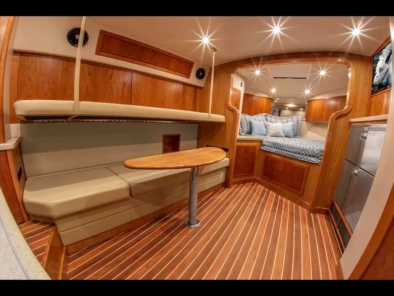 Slide: The Image of Albemarle 36 Express 2021 - 9