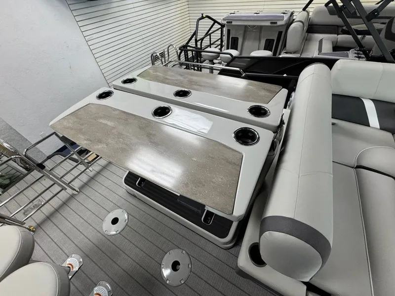 Slide: The Image of Sylvan MIRAGE X3 DLZ BAR SPX 2025 - 22