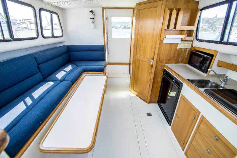Slide: The Image of Skipjack 30 Flying Bridge 2001 - 15