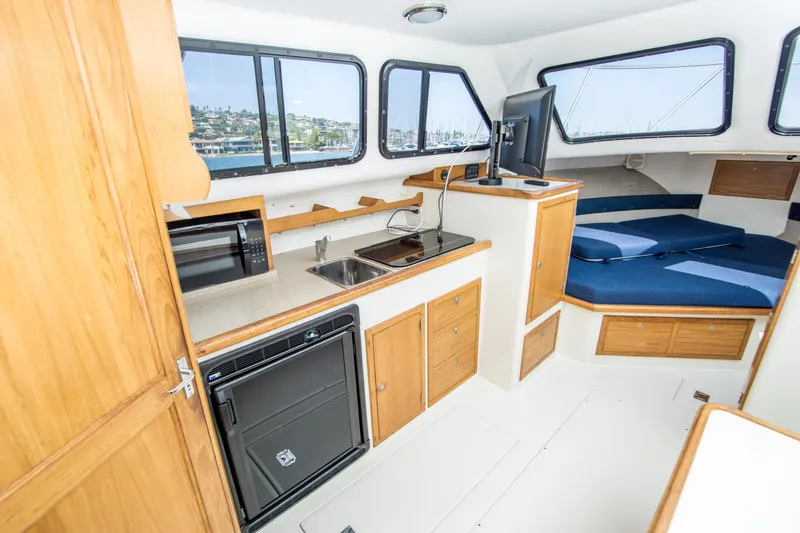 Slide: The Image of Skipjack 30 Flying Bridge 2001 - 12
