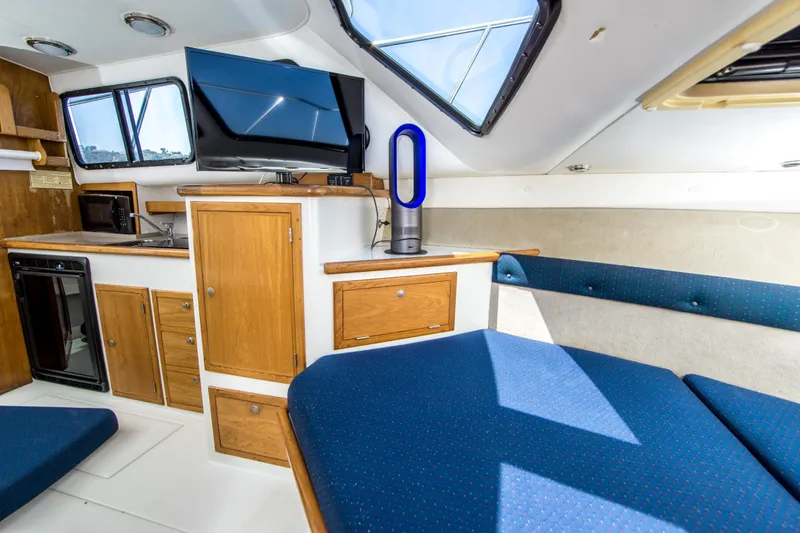 Slide: The Image of Skipjack 30 Flying Bridge 2001 - 17