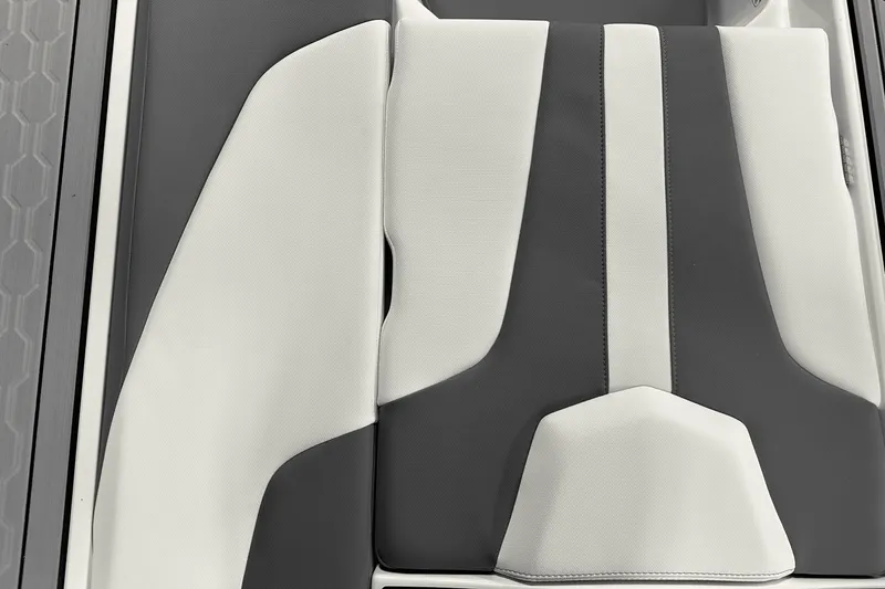 Slide: The Image of MasterCraft XT22 2025 - 25