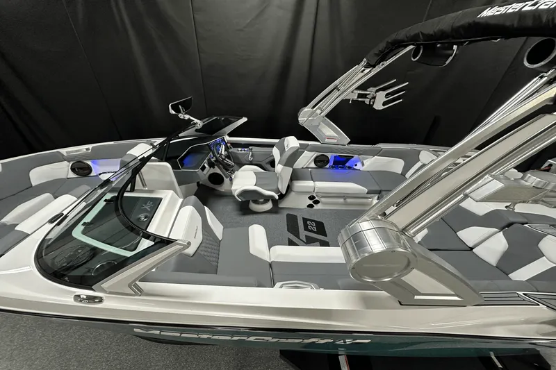 Slide: The Image of MasterCraft XT22 2025 - 4