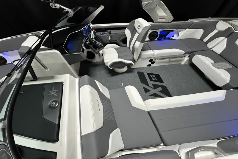 Slide: The Image of MasterCraft XT22 2025 - 9